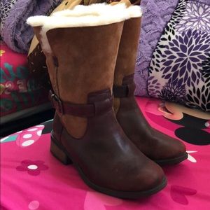 Ugg brown 🥾 boots